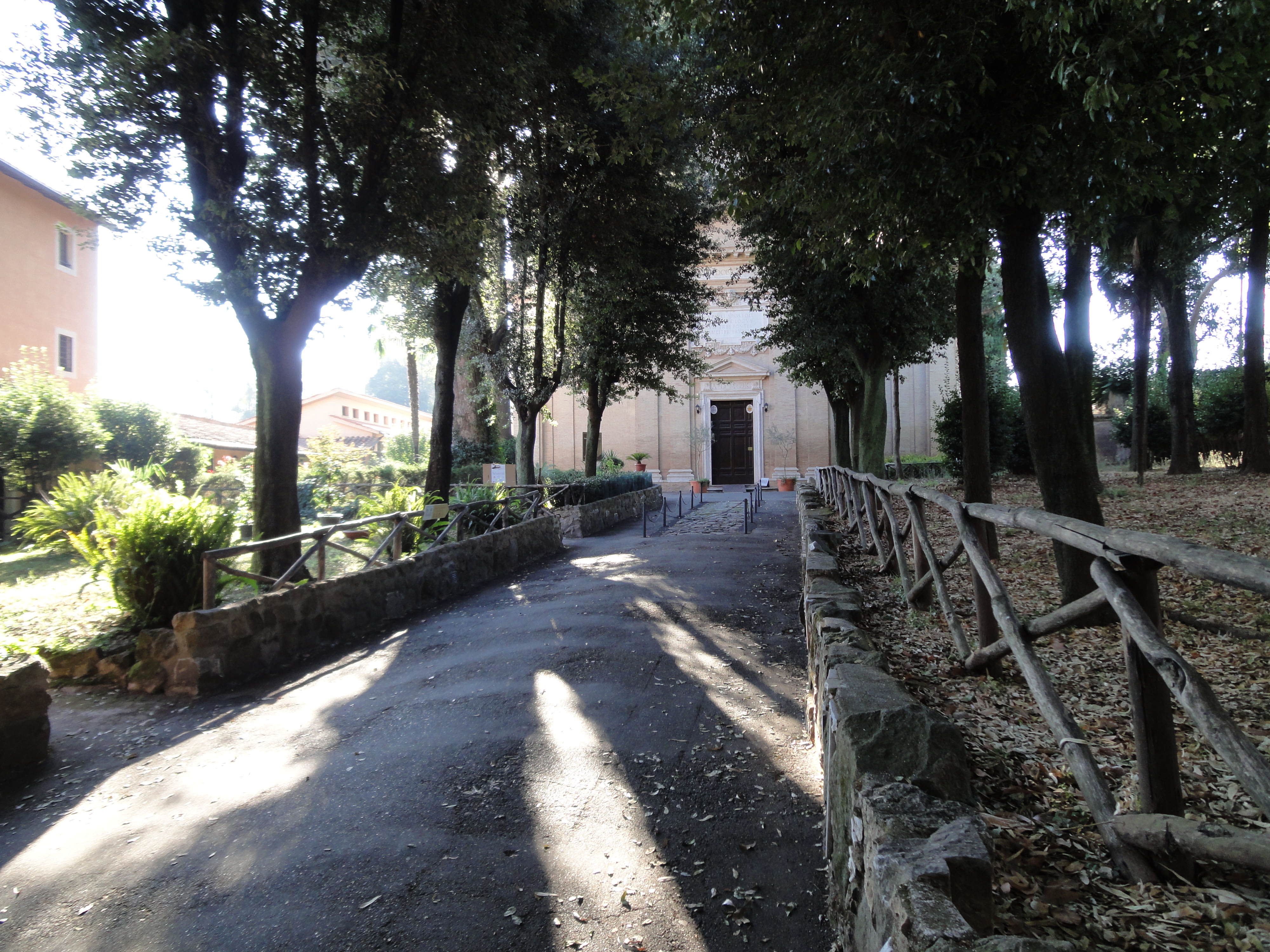 三泉修道院